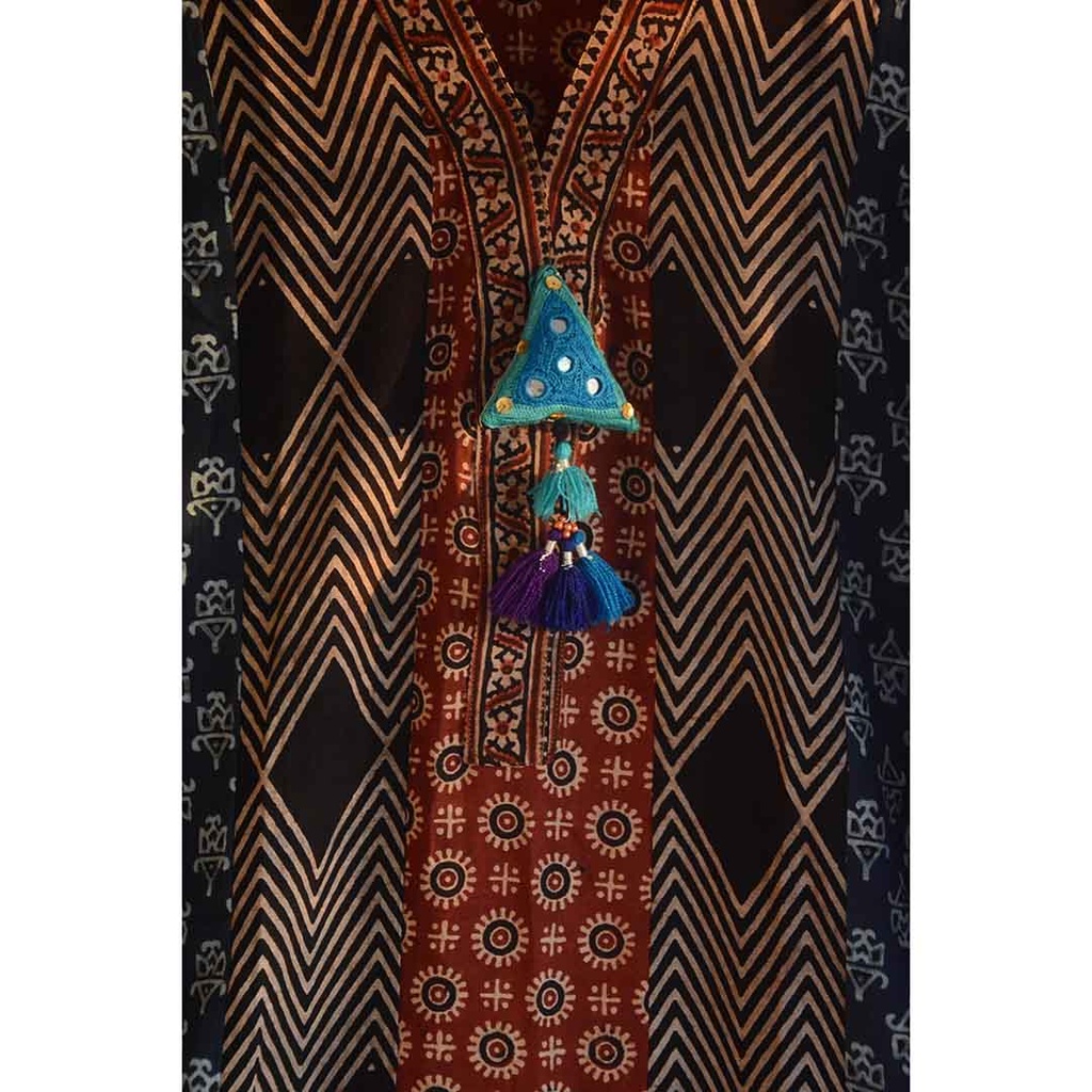 Hand Embroidered Women Kurta