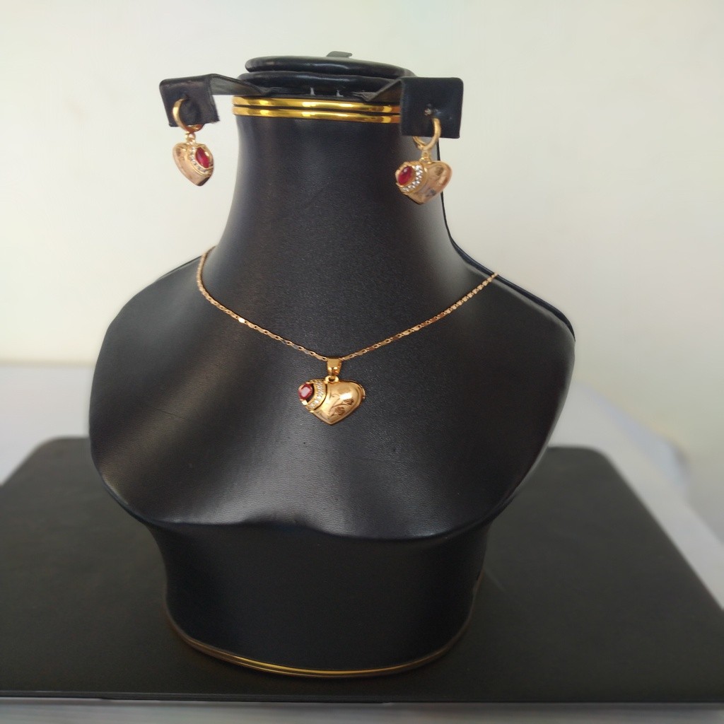 Chain necklace IMG # 1