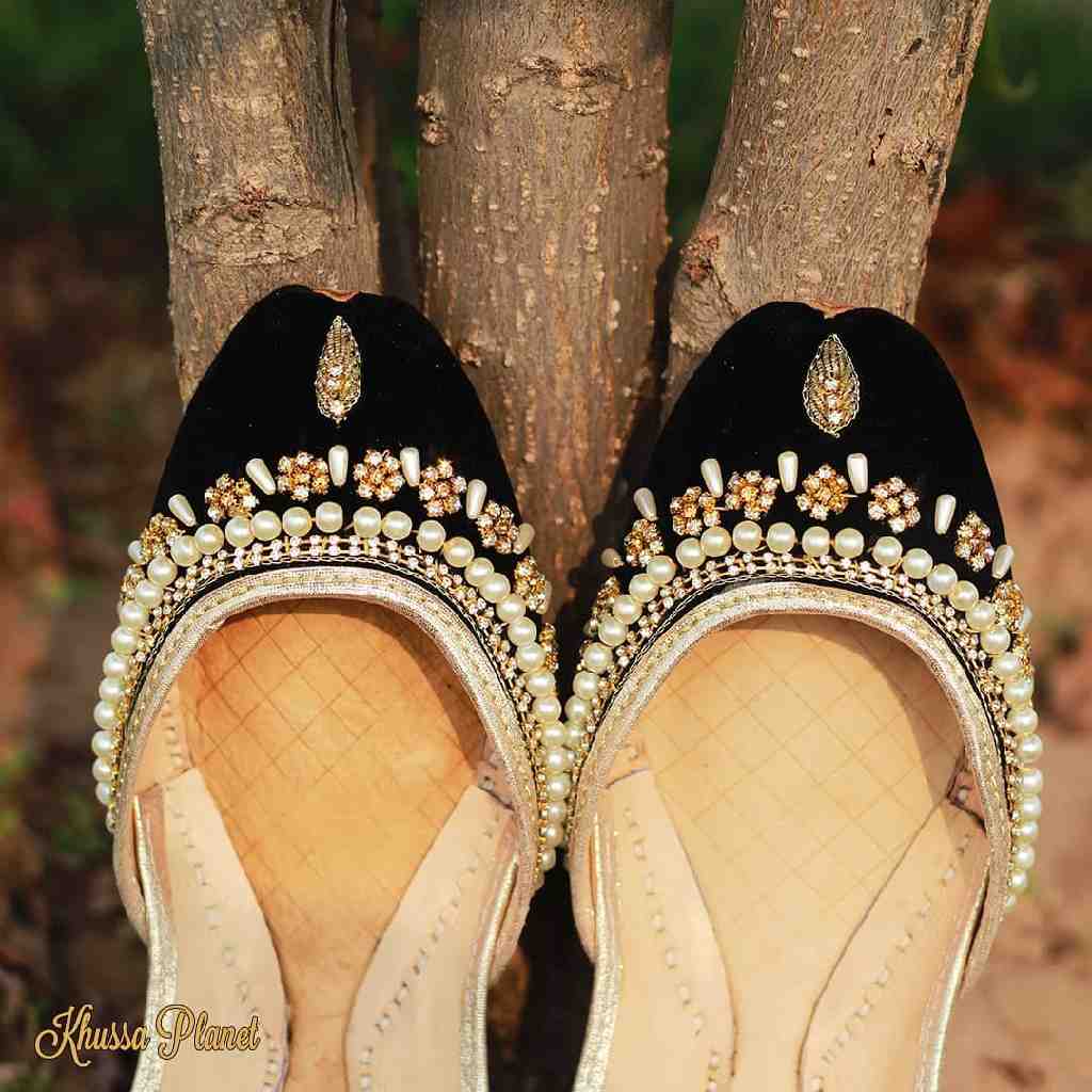 Hand Crafted Kora Dabka Work - Duplicate IMG # 1