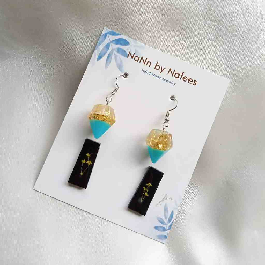 pack of earrings IMG # 2