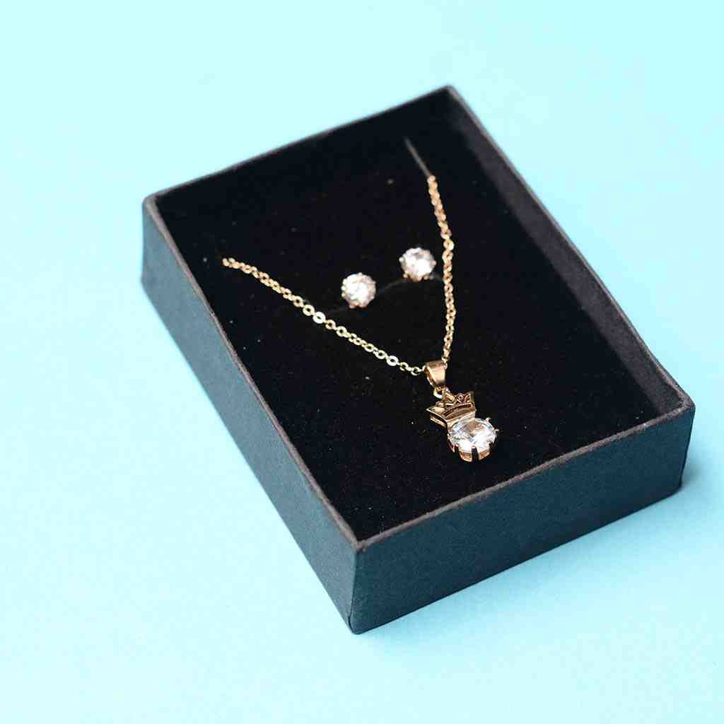 Locket & Earrings - Duplicate IMG # 1