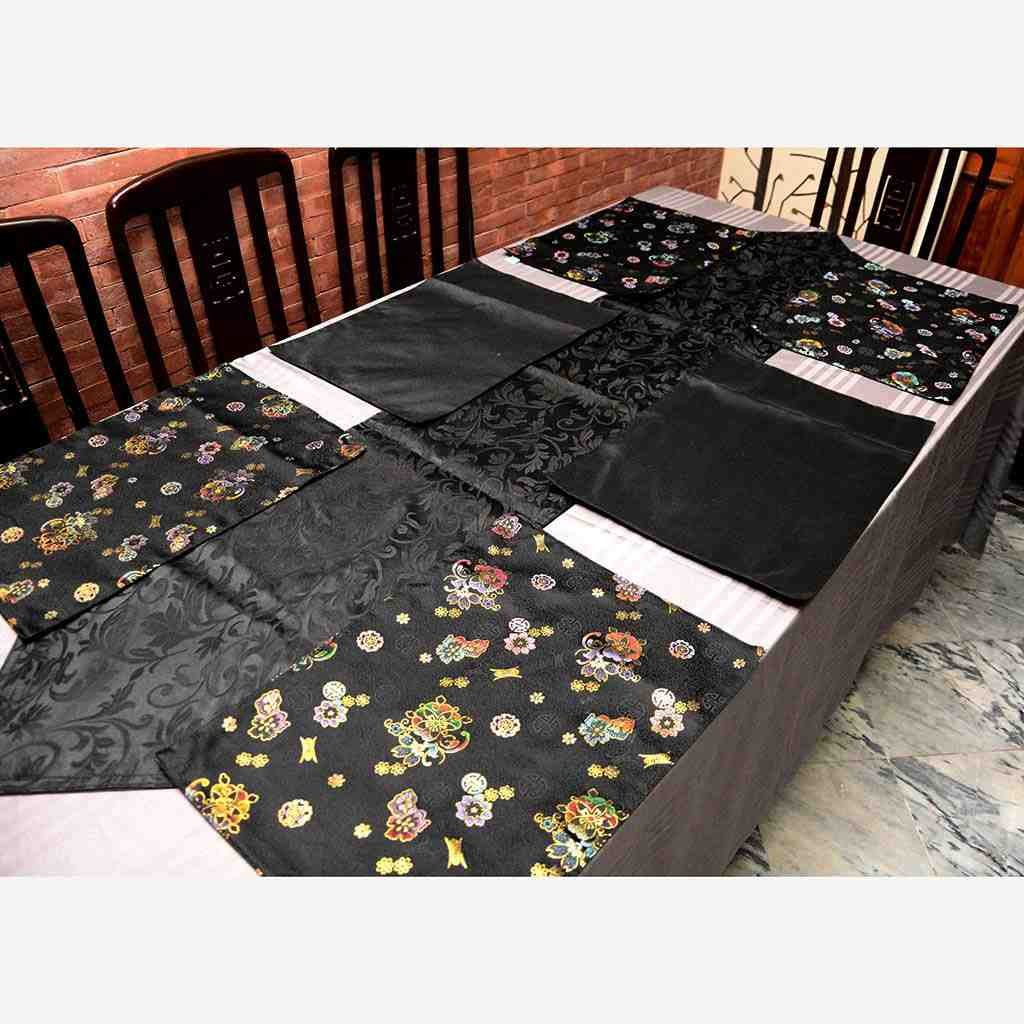 Mapal leaf table runner - Duplicate IMG # 1