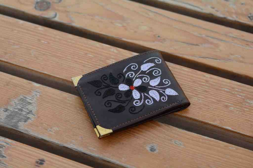 wallet IMG # 1