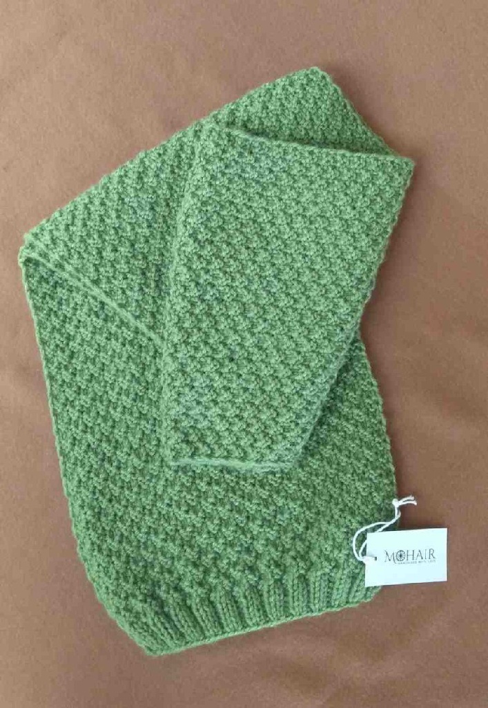 handknitted woolen muffler IMG # 1