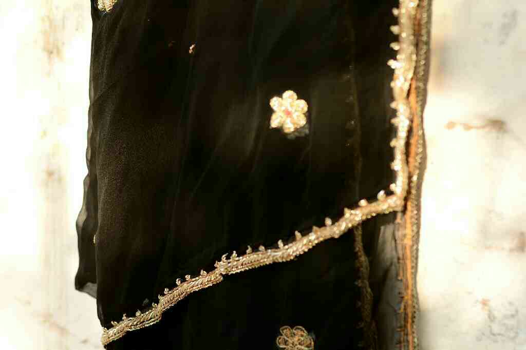 gota work dress    - Duplicate IMG # 1