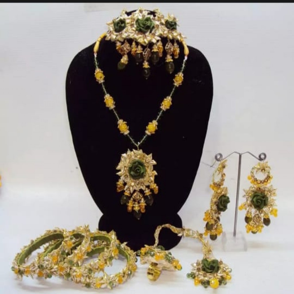 Handmade Gota set with dough flowers