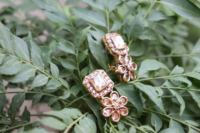 Afreen (Gold)