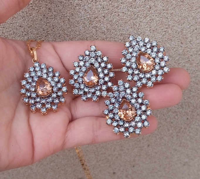 Gold plated locket set