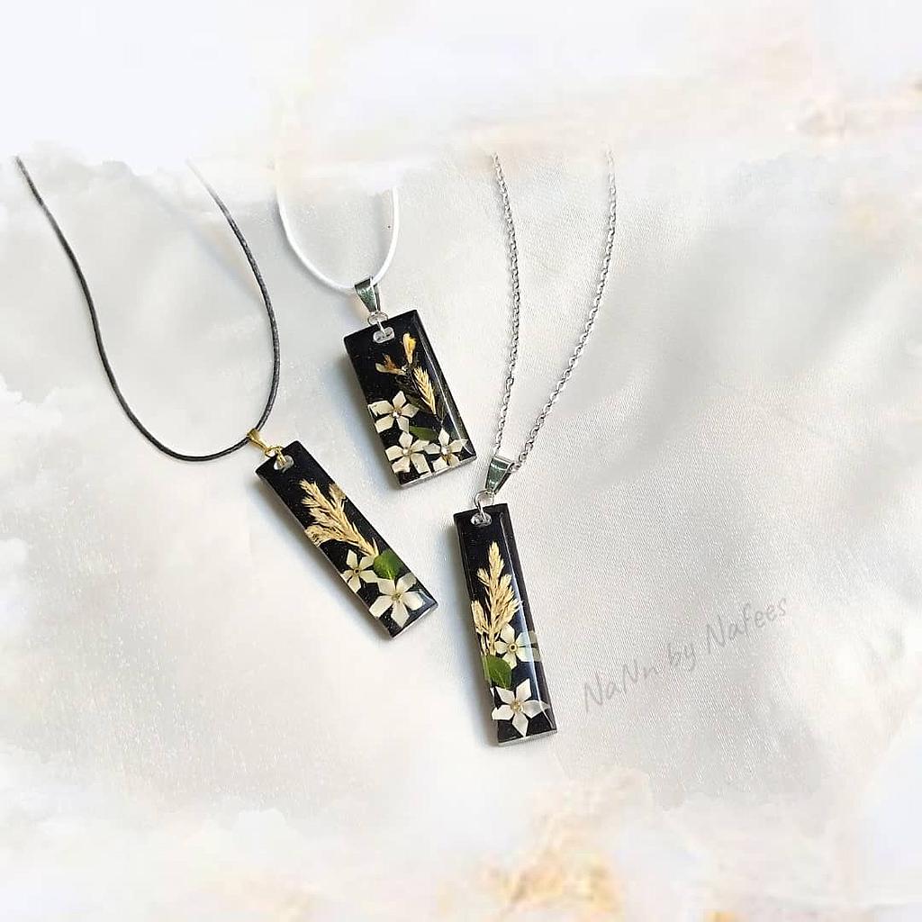 Real Dried Flower Pendant