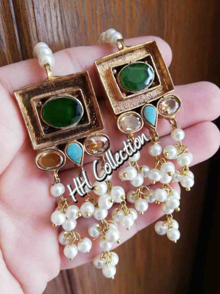 Dangling Kundan Earrings