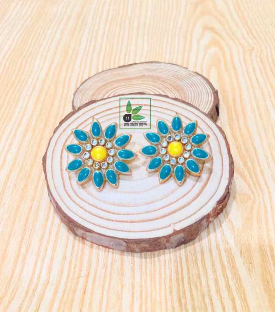 Flower Earrings Green 2