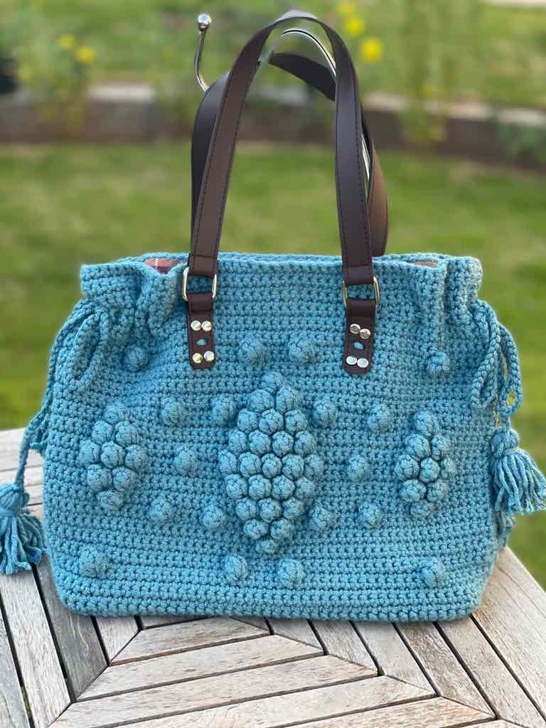 Premium Celebrity Bag in Turquoise