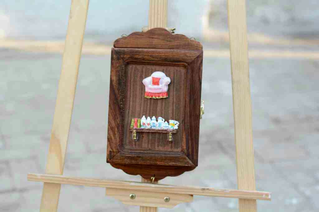Wooden Key Stand