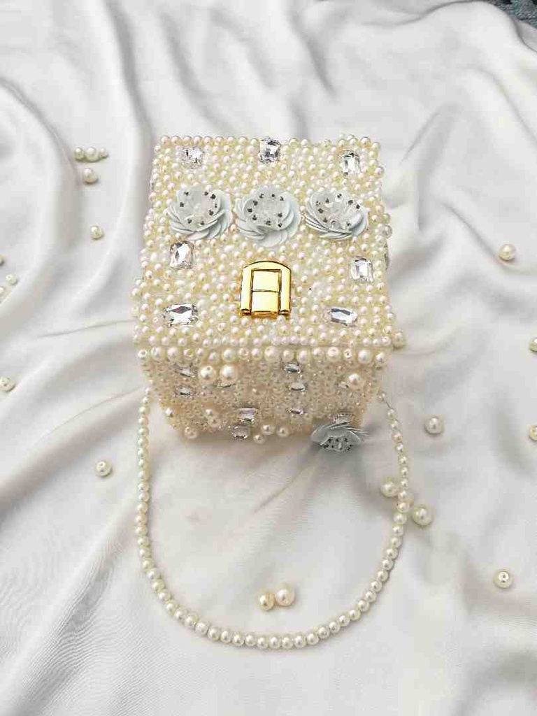 Customized Pearl Clutch 