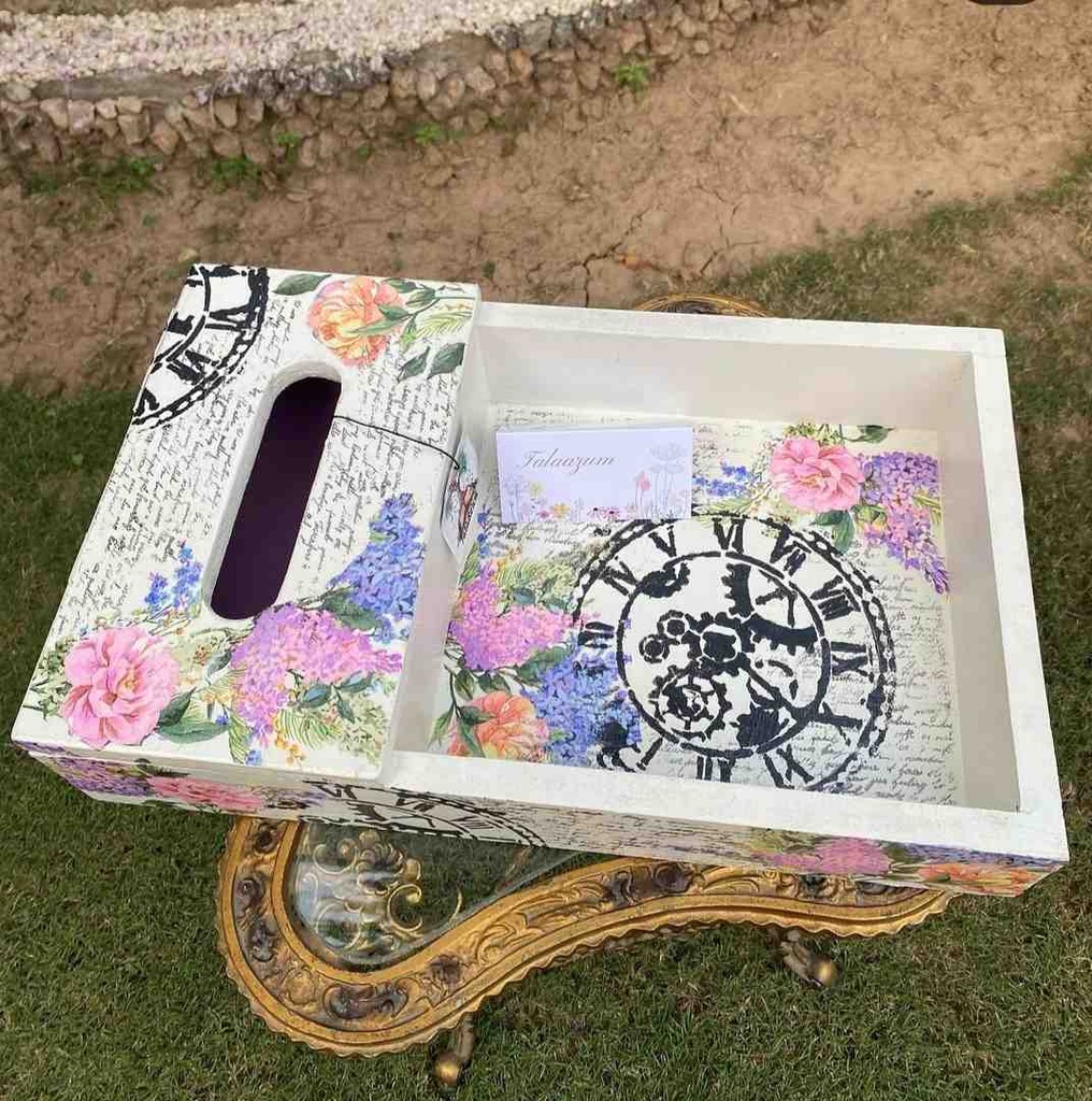 Tissue box tray