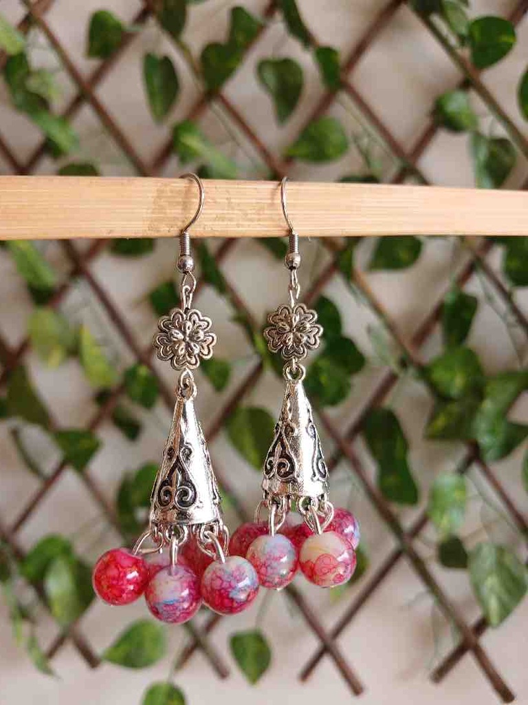 Traditional earrings 