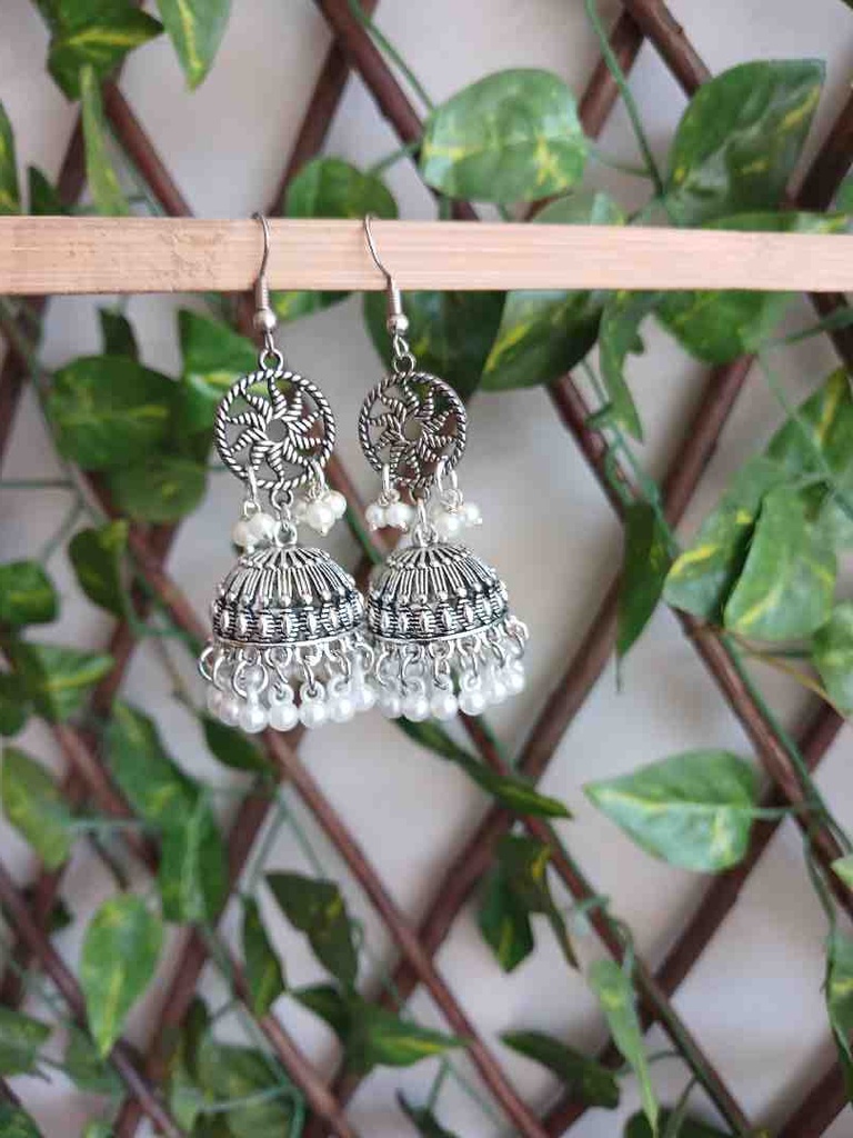 Traditional earrings 