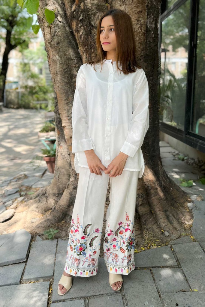 EMBROIDERED COLOURFULL PANTS