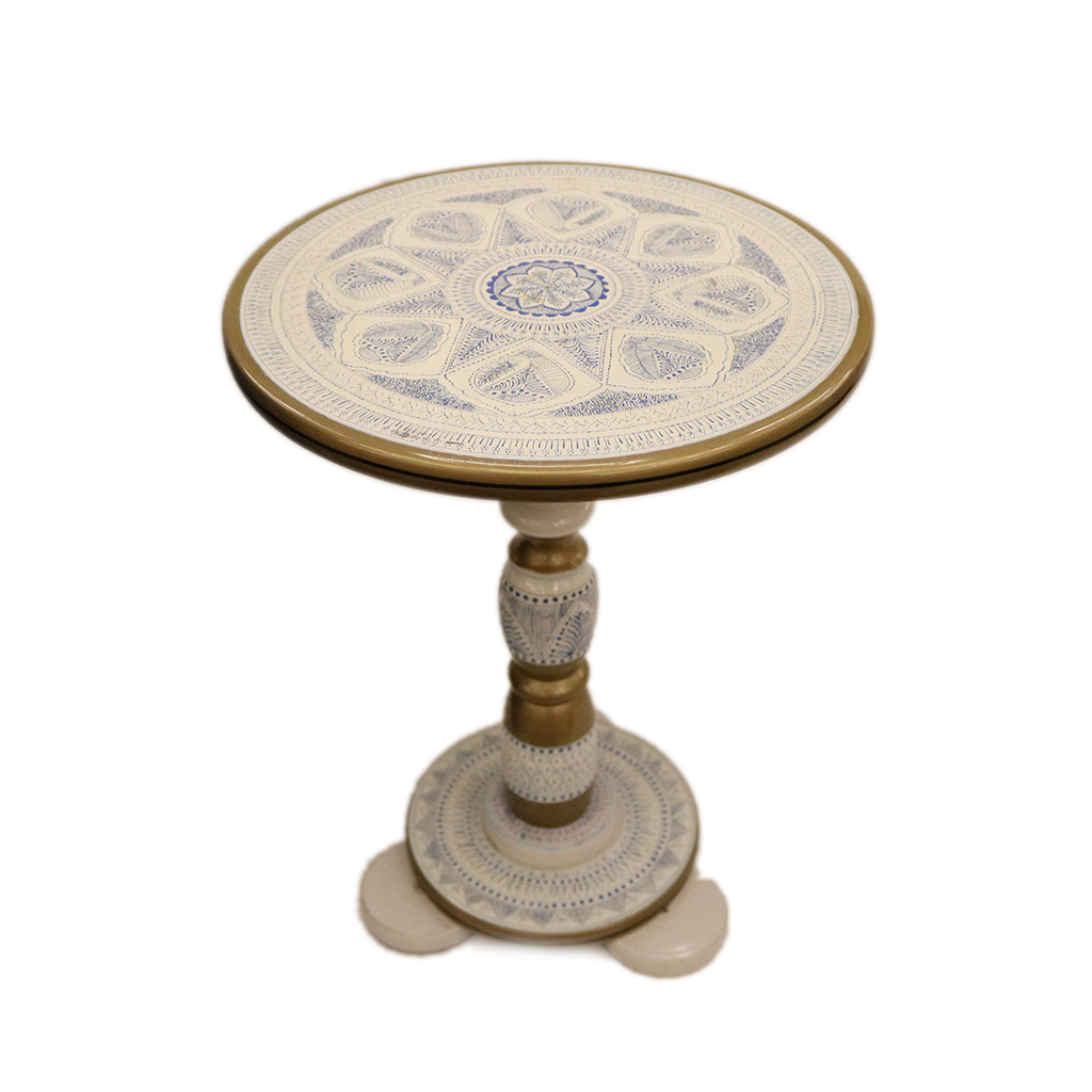 Lacquer art table