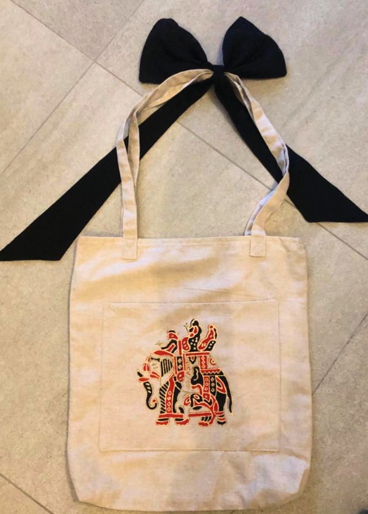 Beige Bow Tote Bag