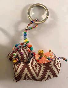 [PK3243-GN-GEN-009961] 3 Pc CAMEL KEY-CHAIN