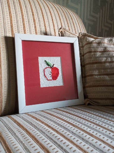 [PK3212-HM-WLH-010250] Apple