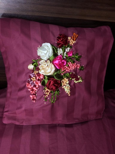 [PK3335-HM-GEN-010606] Ribbon Embroidery Cushions