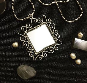 [PK3192-JW-NCK-010670] filigree pendent