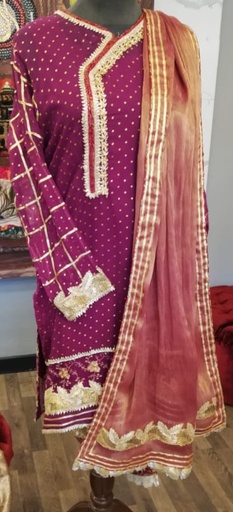 [PK3340-CW-PRT-011361] Mehndi evening