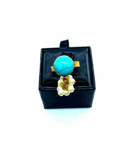 [PK2838-JW-GEN-011961] Studded Pearl Ring (Blue)