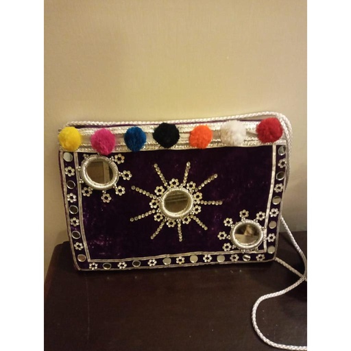[PK3000-BG-POU-012148] Handmade pouch