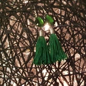 [PK4209-JW-EAR-013578] Green Tassel Earrings te5