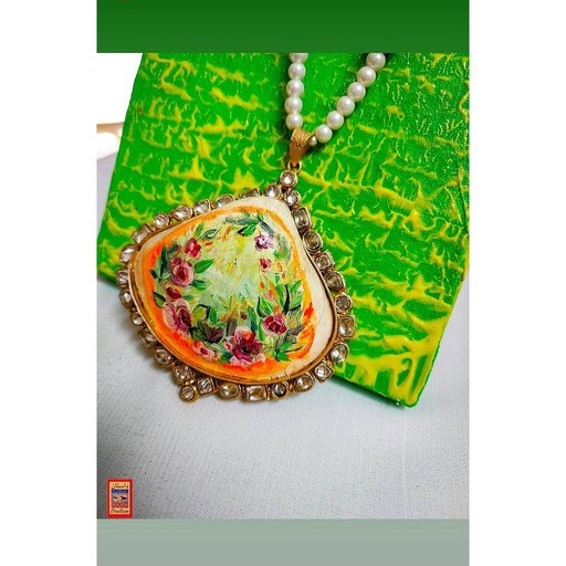 [PK2693-JW-NCK-013998] Hand Painted Royal Floral Pendent
