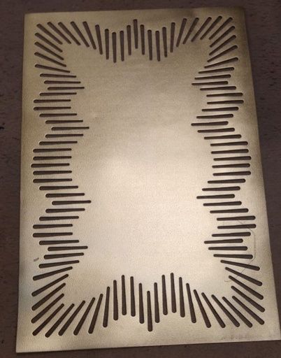 [PK4383-GN-GEN-014206] Laser cut place mats