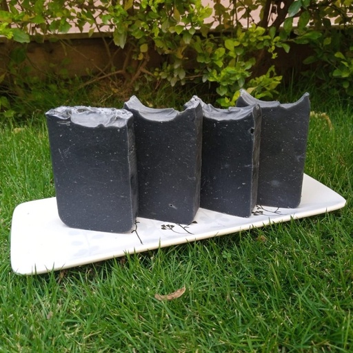 [PK5975-HL-OHB-016975] Natural Handmade Charcoal & Tea Tree Body Soap