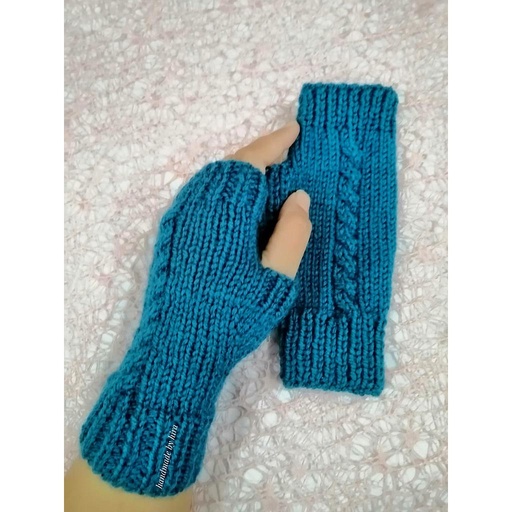[PK3182-GN-GEN-017065] Cozy Cabled Mitts