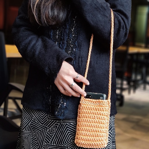 [PK6156-BG-SHO-017332] Dori Crochet Mobile Pouch