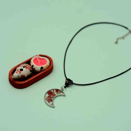 [PK6787-JW-NCK-019844] Resin Art Crescent Shape Pendent