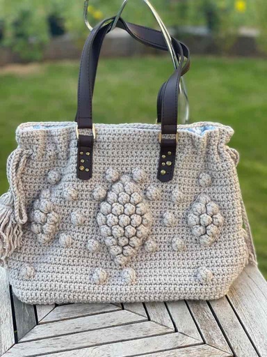 [PK6998-BG-HAN-023431] Premium Bag in Beige