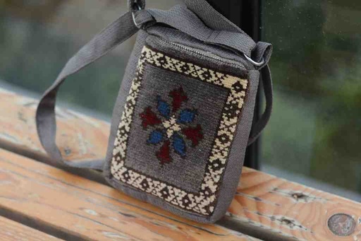 [PK7667-MR-PCV-023665] Grey Carpet Phone Bag 