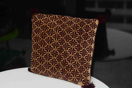 [PK7667-HM-CUS-023682] Carpet Cushions 