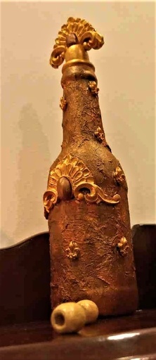 [PK7773-CF-ART-023945] Decorative Bottle
