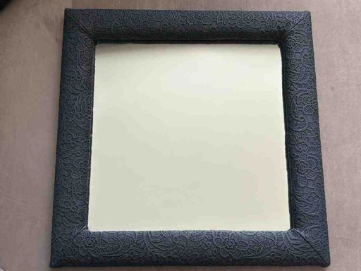 [PK8389-HM-KIT-028422] Square Mirror Platter