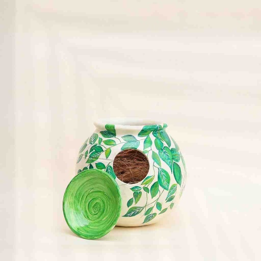 [PK8524-HM-DCR-028745] Hand Painted Birds Nest