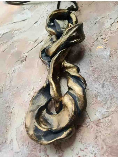 [PK5419-JW-NCK-029666] Hand sculpted pendant necklace 