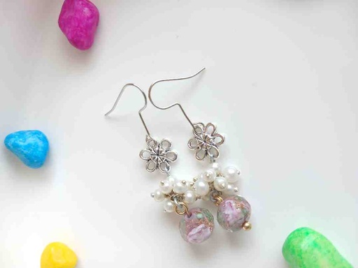 Trendy earrings 