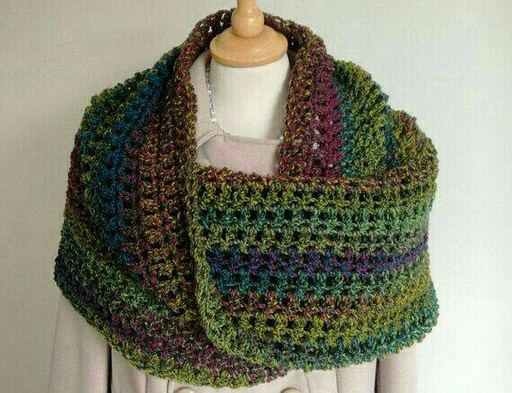 [PK0166-CW-SCF-004350] Handmade Mobius Shawl